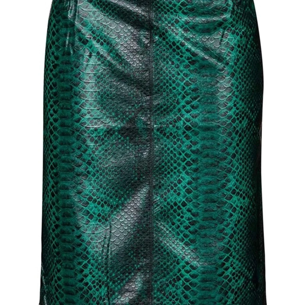 TOPSHOP Faux Python Skirt - Picture 5 of 7